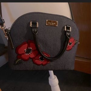 Denim crossbody with flowers